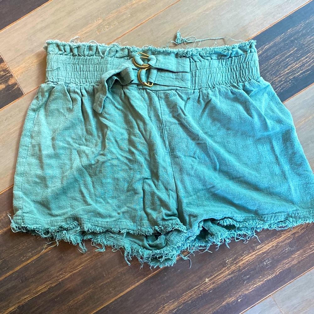 Umgee shorts L NWOT